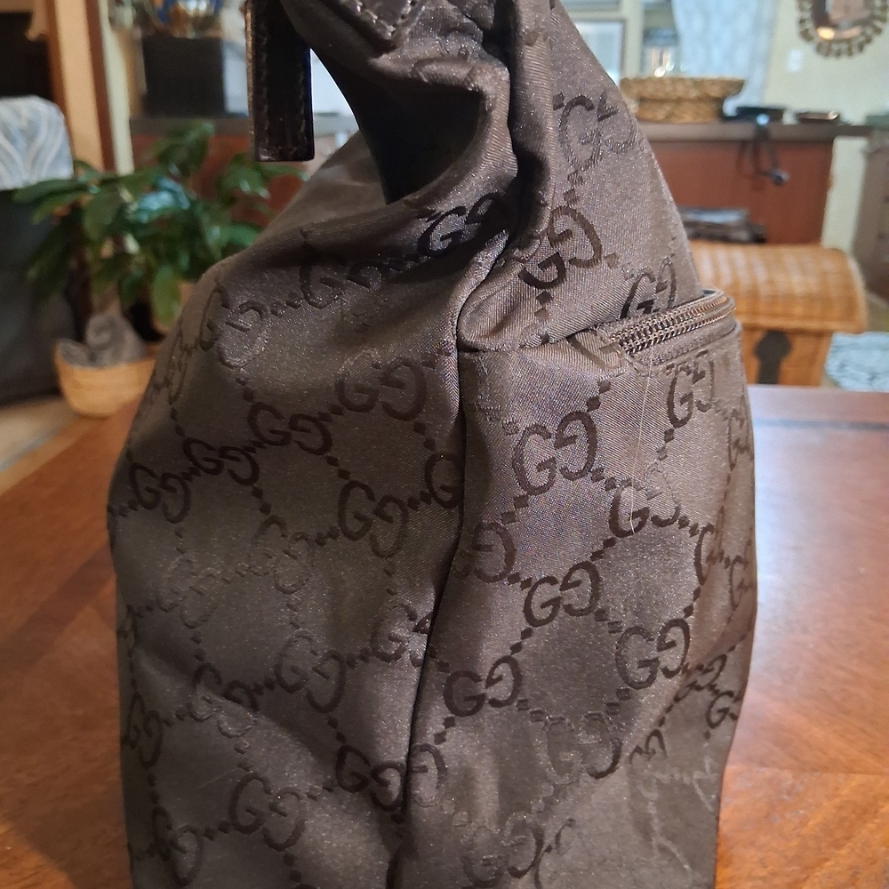 Gucci Brown Monogram Shoulder Bag - Picture 5 of 15